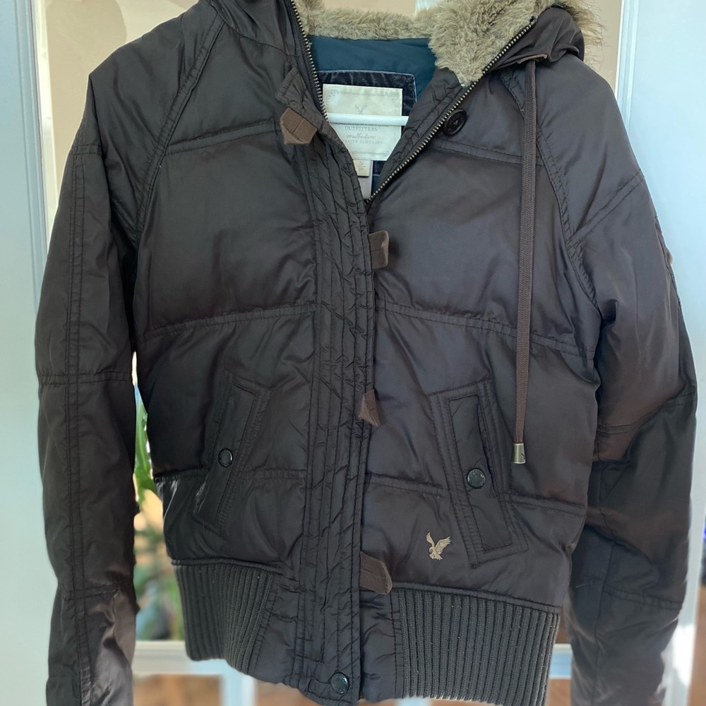 American Eagle vintage women brown bomber jacket with furry hood in petite small